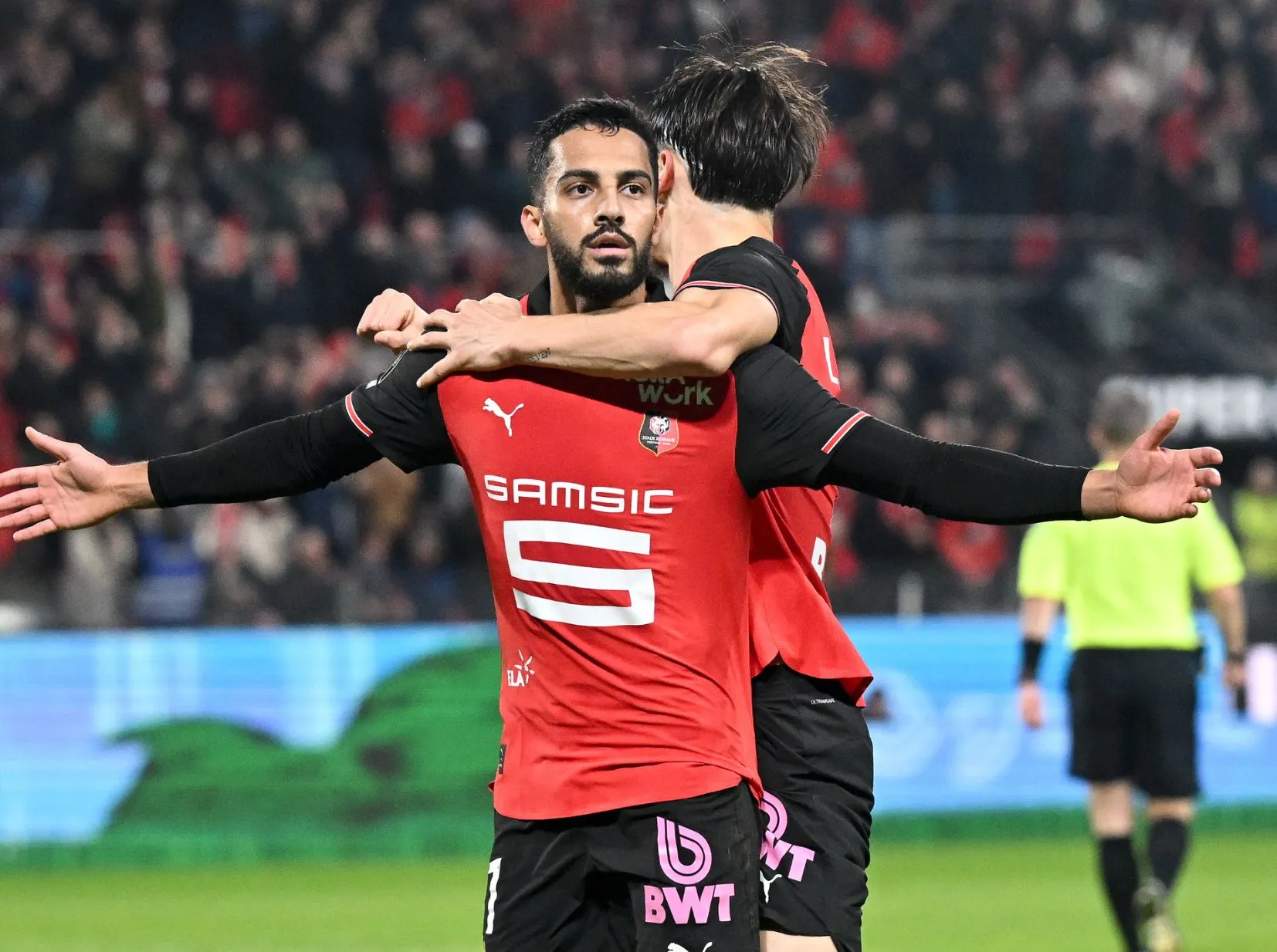 موسى التعمري يتألق مع رين