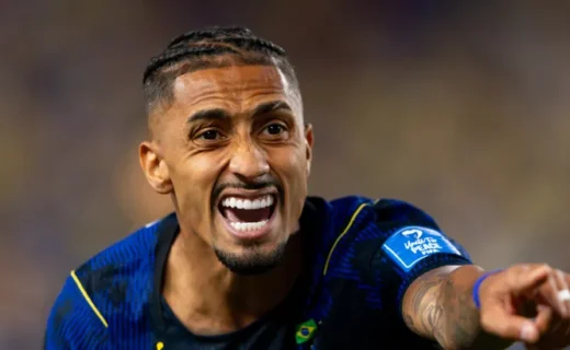 قلق في برشلونة بعد تعرض رافينيا لانزعاج في الفخذ خلال مواجهة البرازيل وأستراليا